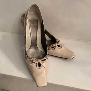 Vintage Paola Pumps